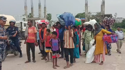  भारत हरियाणाको पोल्ट्री फार्मबाट उद्धार गरिएका १६ नेपालीलाई नेपाल ल्याईयो 